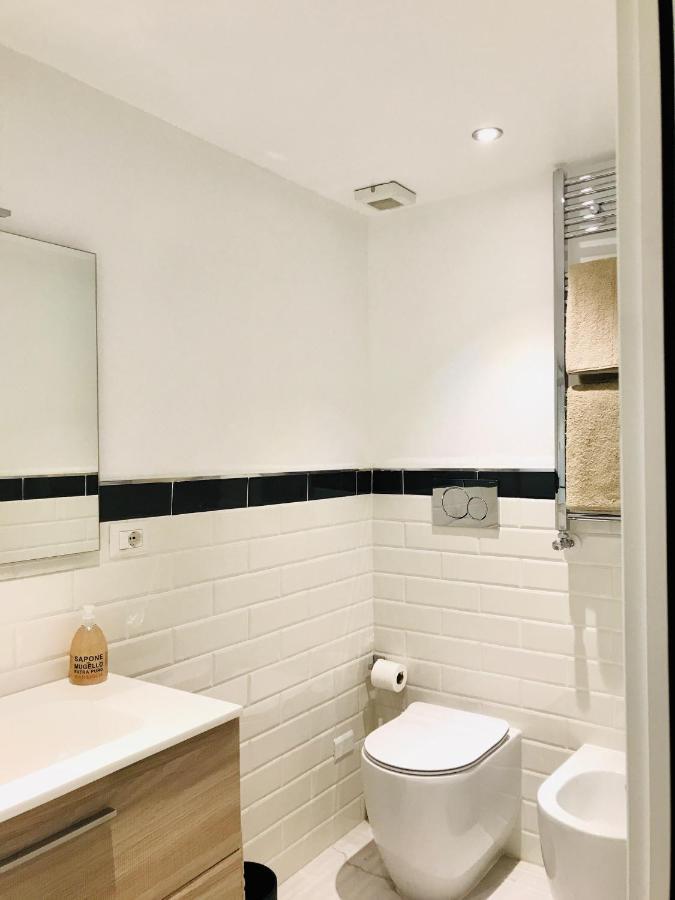 Porta Ticinese Apartment Milan Bagian luar foto