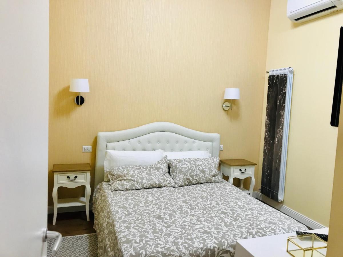 Porta Ticinese Apartment Milan Bagian luar foto